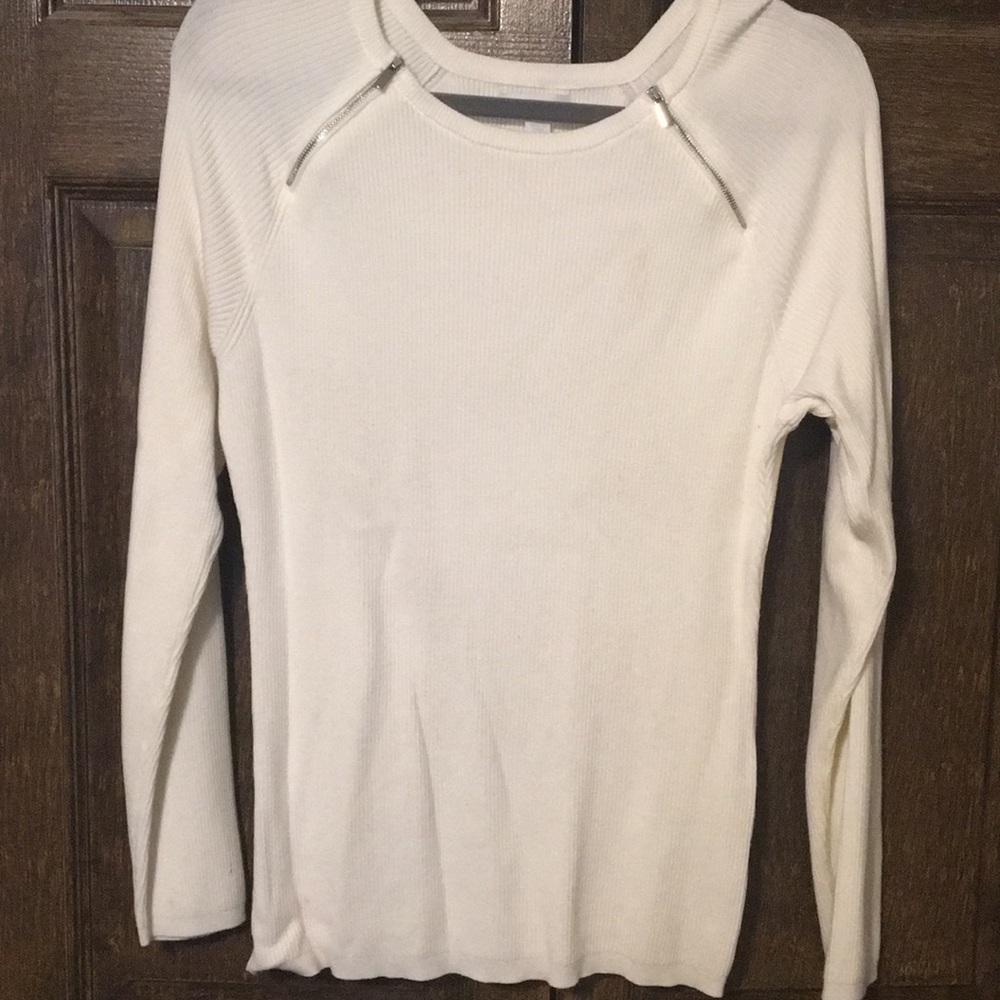 Long sleeve sweater